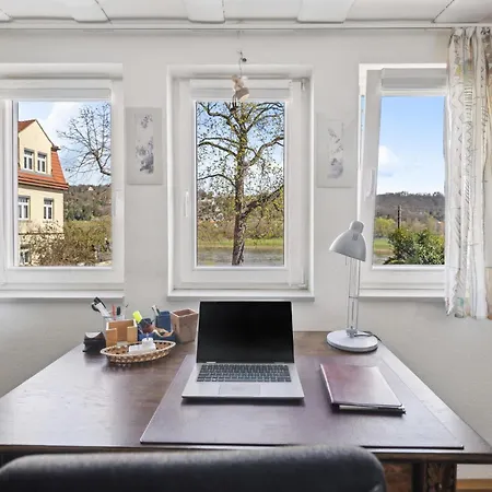 5 Bedroom Pet Friendly In Holiday home